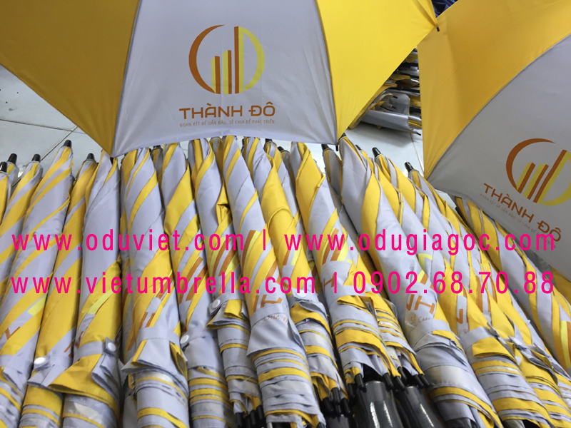 xưởng sản xuất ô dù cầm tay in logo quảng cáo